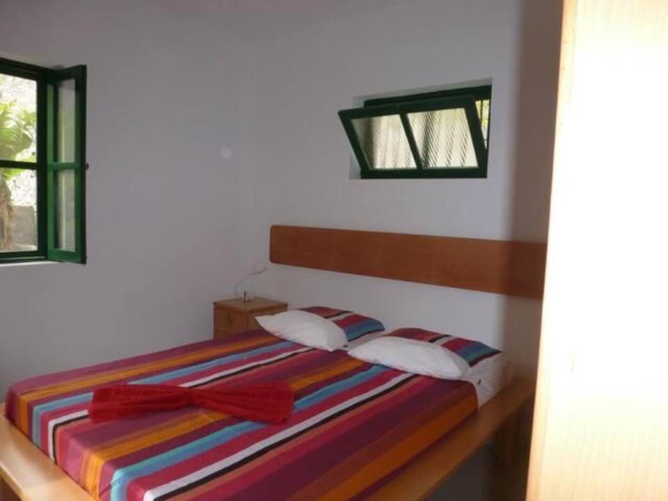 Na Ribeira Do Paul Country house